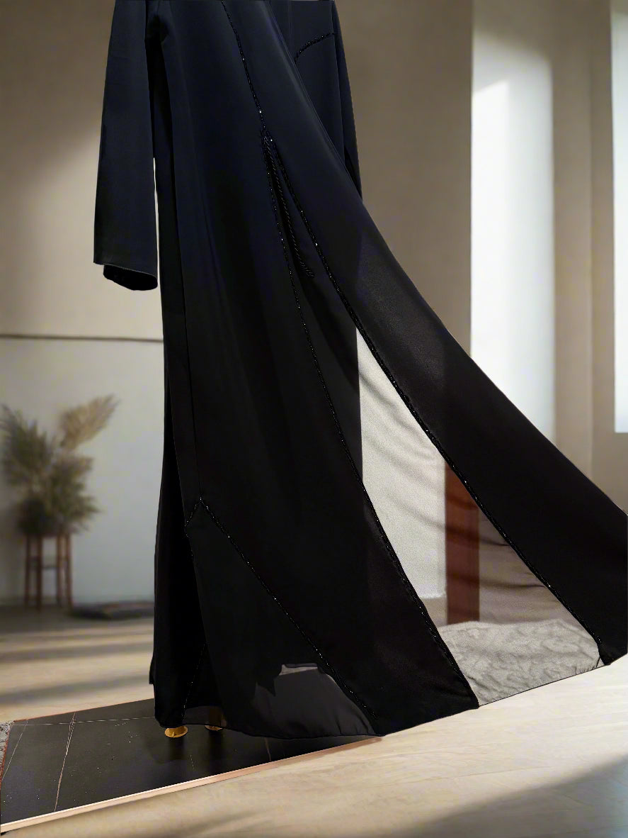 Abaya Al-Raqiya (عباية الراقية) - Noor & Grace