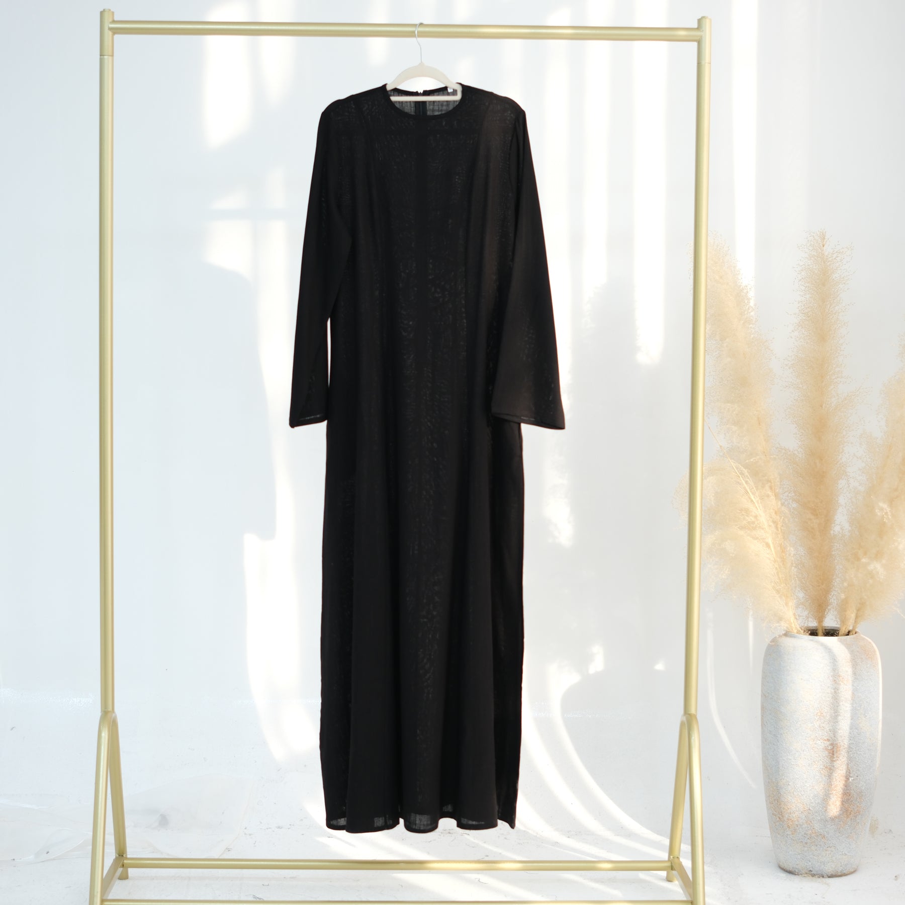 Abaya Rahat Al-Youm (عباءة راحة اليوم) - Noor & Grace