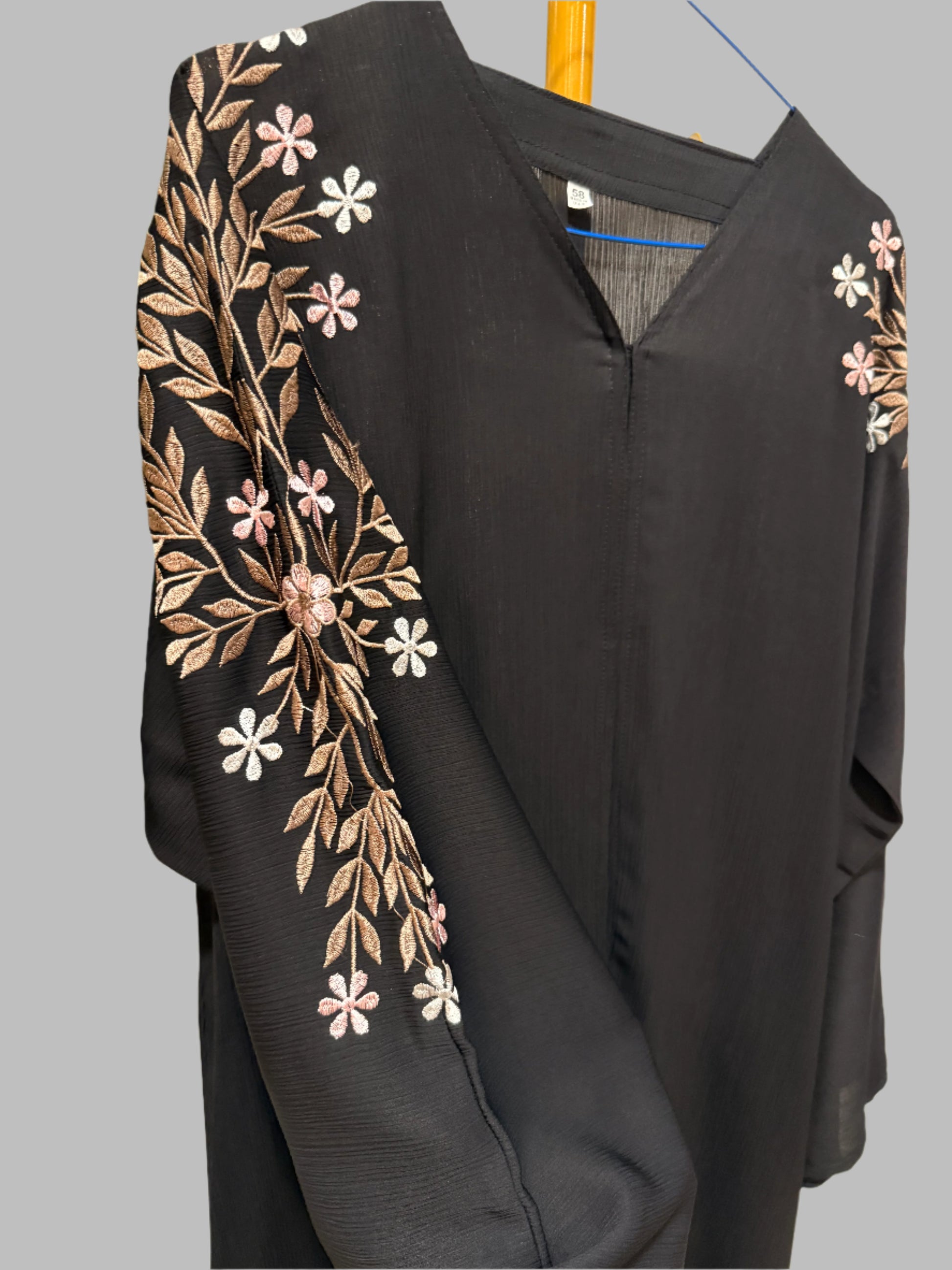 Abayat Al-Wardah (عباية الوردة) - Noor & Grace