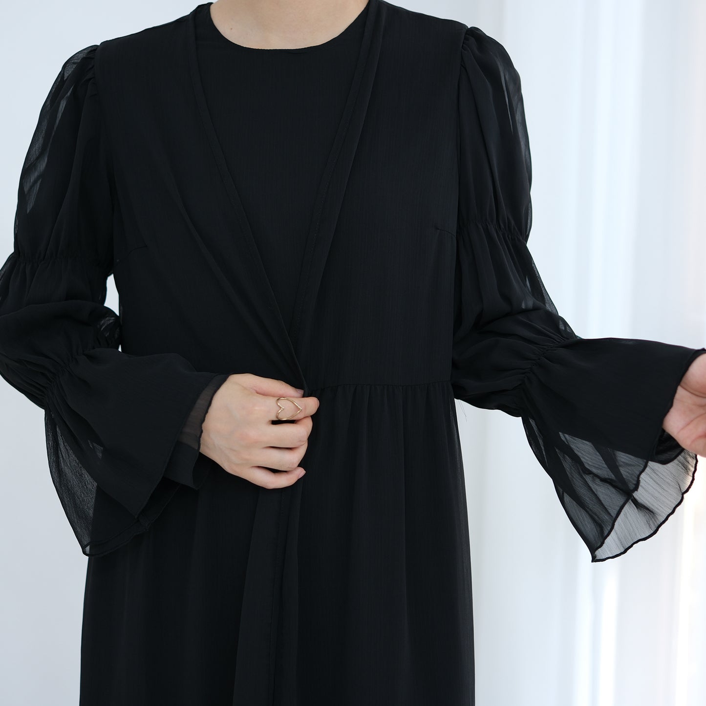 Chiffon Elegance Abaya Set (عباءة شيفون الأناقة) - Noor & Grace