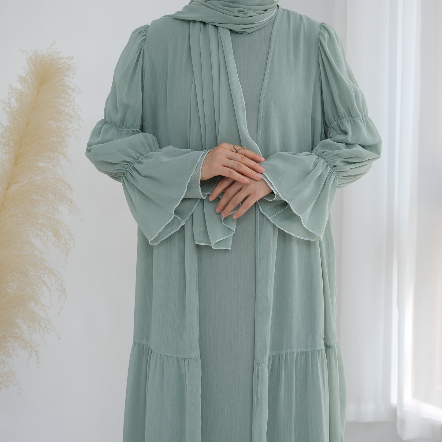 Chiffon Elegance Abaya Set (عباءة شيفون الأناقة) - Noor & Grace