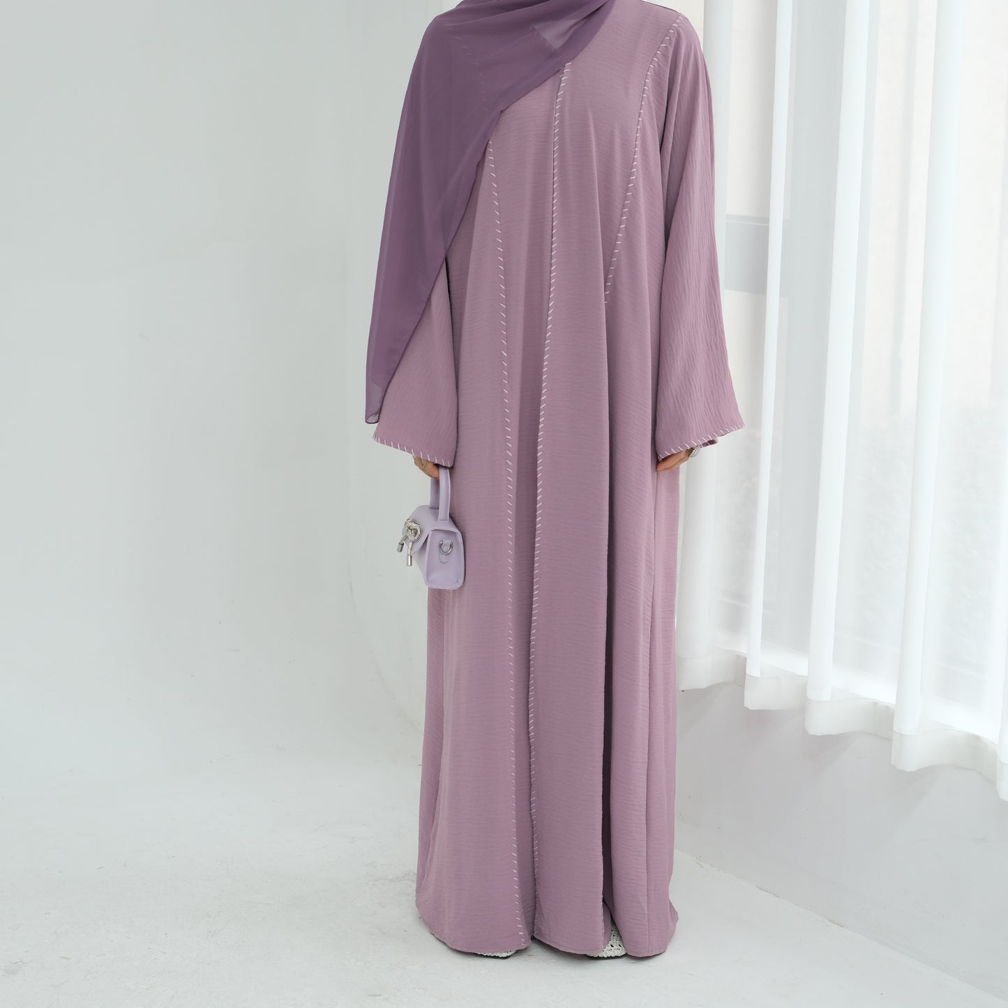 Hadiya Al-Haya Abaya (عباءة هدية الحياة)