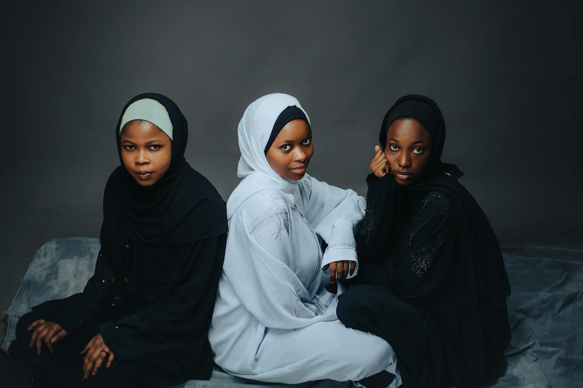 Abaya Fabric Guide: Nida vs Chiffon vs Satin