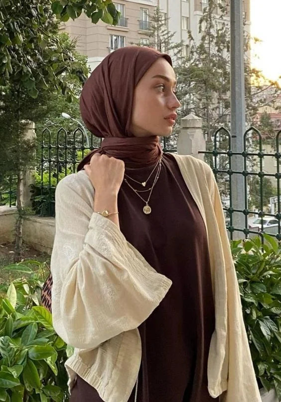 Hijab Style in UAE What Really Works for Sisters Living Here