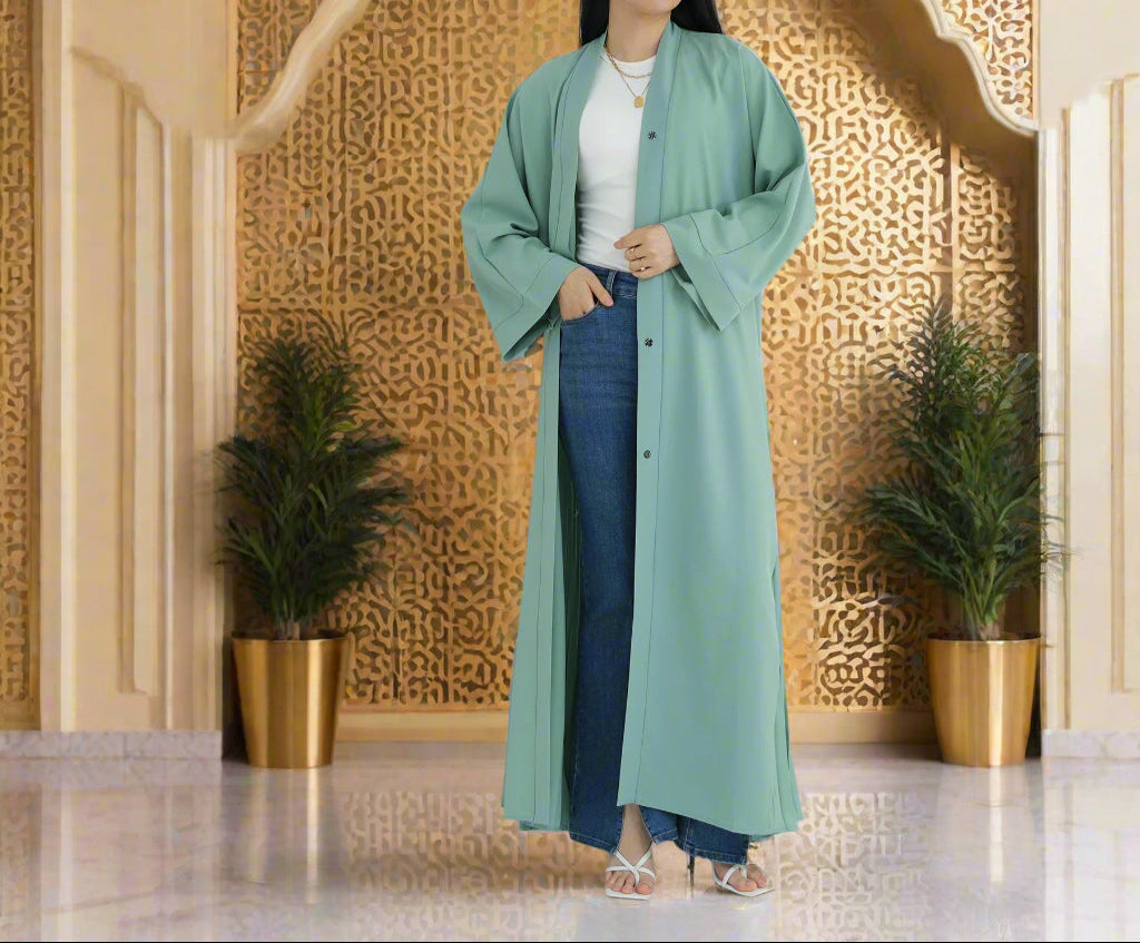 Abaya Al-Tayyat Al-Aneeqa (عباءة الطيات الأنيقة) - Noor & Grace