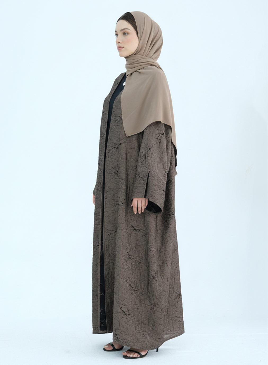 Abaya Al-Wajhayn - Noor & Grace