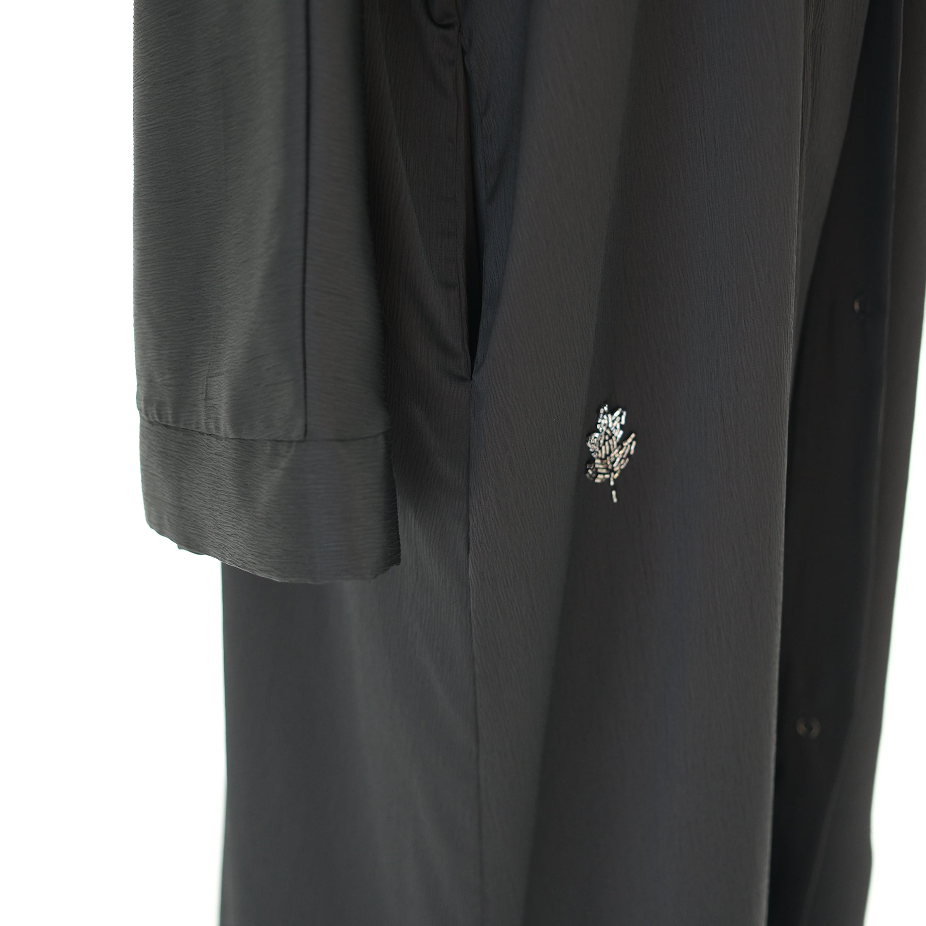 Abaya Awrak Al-Anaaqa (عباءة أوراق الأناقة) - Noor & Grace