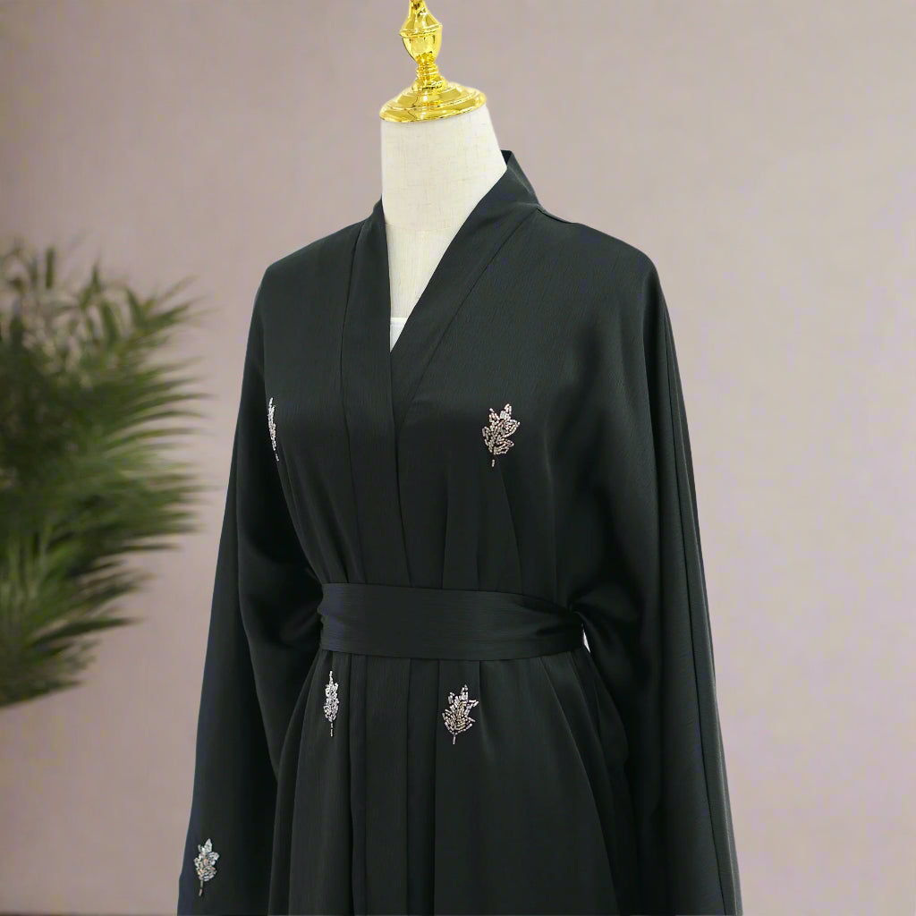 Abaya Awrak Al-Anaaqa (عباءة أوراق الأناقة) - Noor & Grace