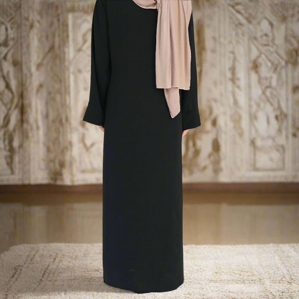 Abaya Layali Al-Basita (عباية ليالي البسيطة) - Noor & Grace