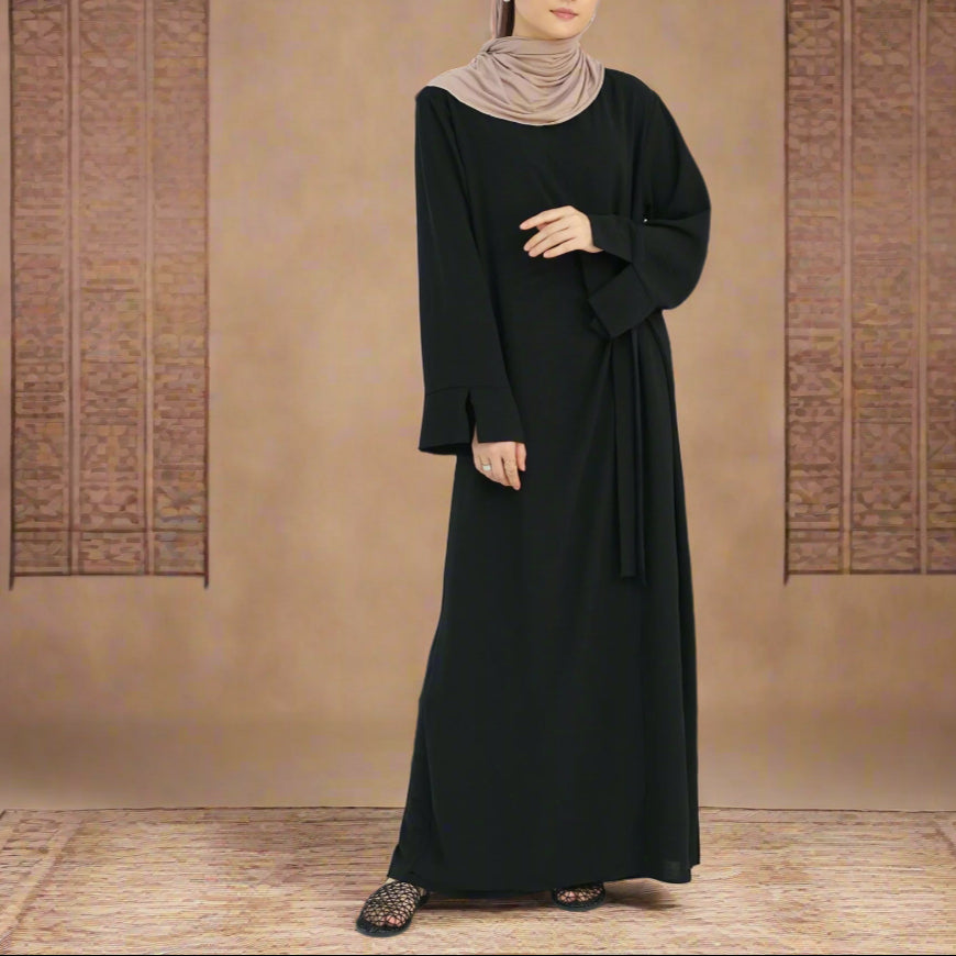 Abaya Layali Al-Basita (عباية ليالي البسيطة) - Noor & Grace