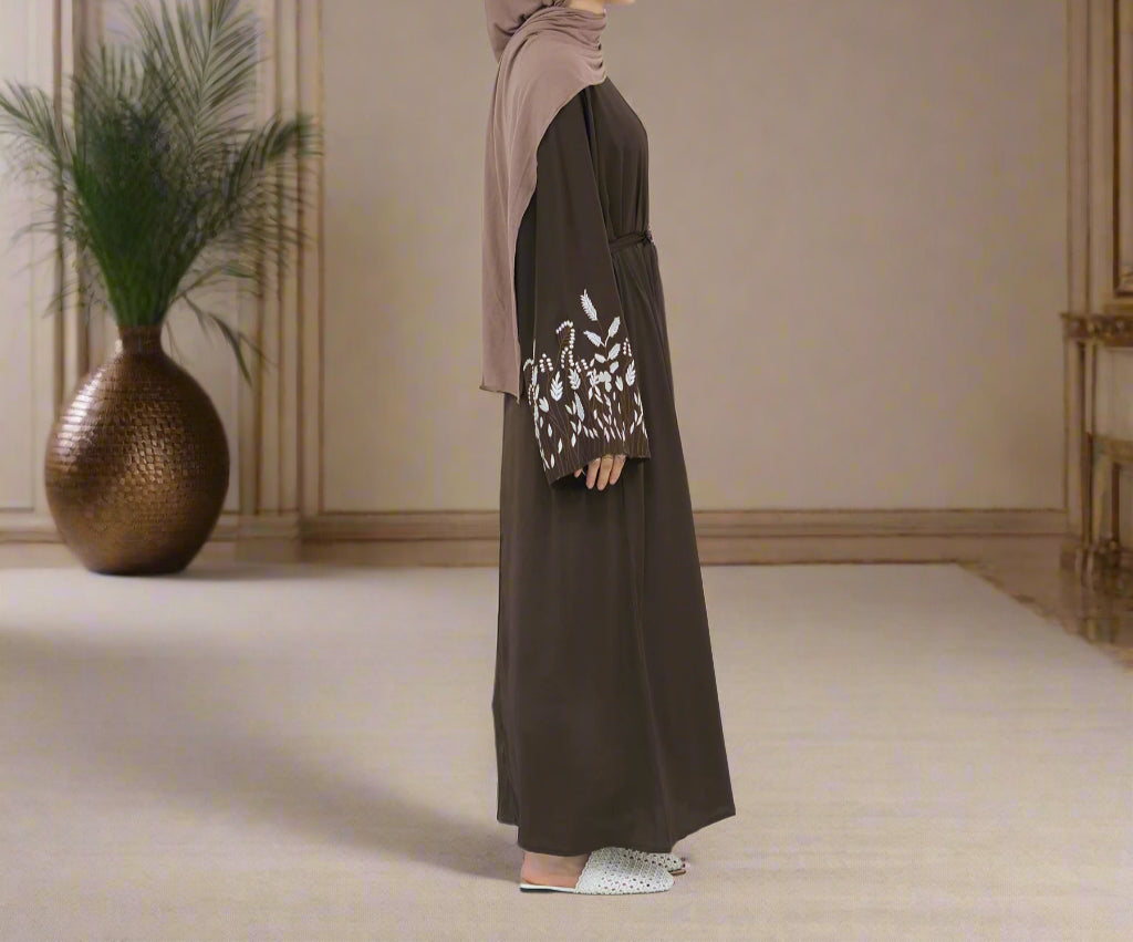 Abaya Layali Al-Satin (عباية ليالي الساتان) - Noor & Grace