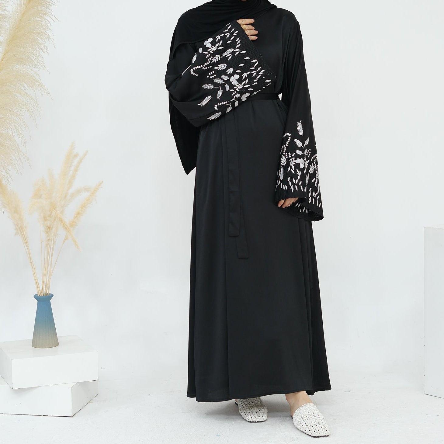 Abaya Layali Al-Satin - Noor & Grace
