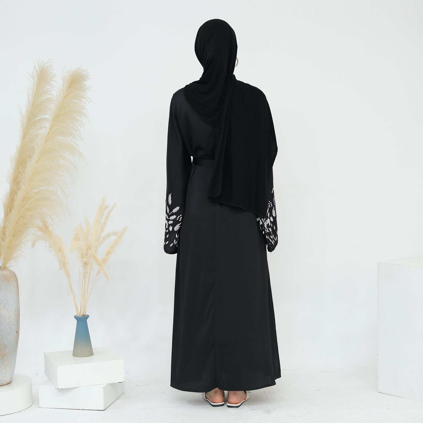 Abaya Layali Al-Satin - Noor & Grace