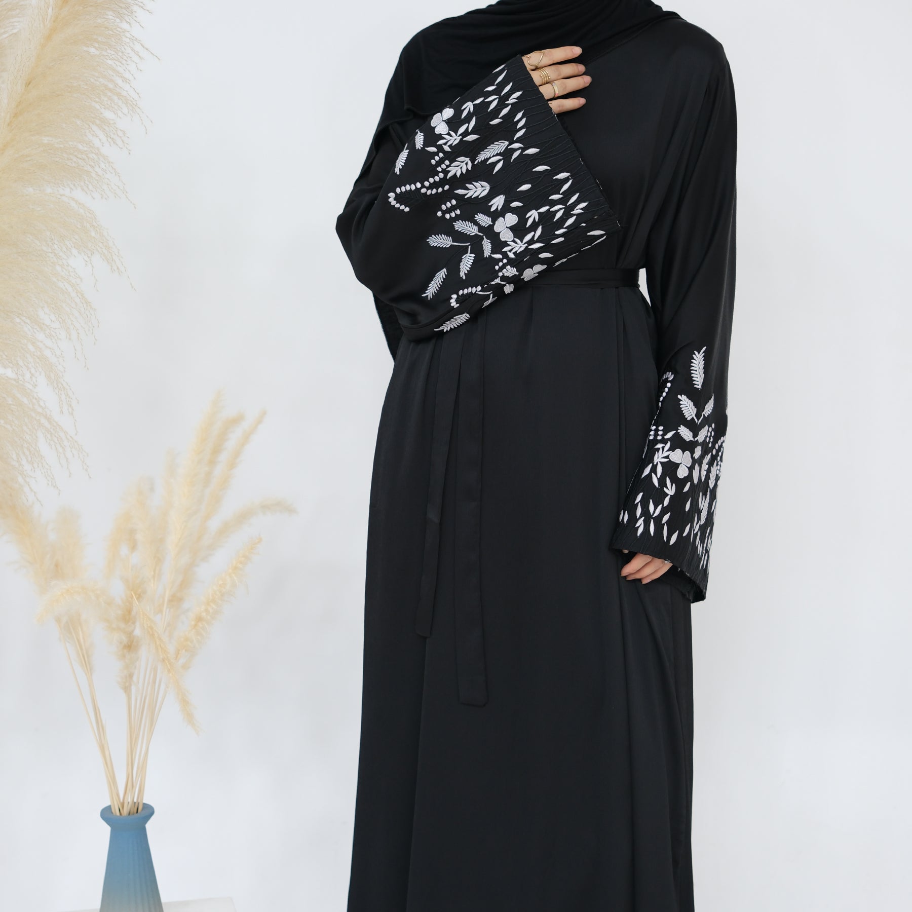 Abaya Layali Al-Satin - Noor & Grace