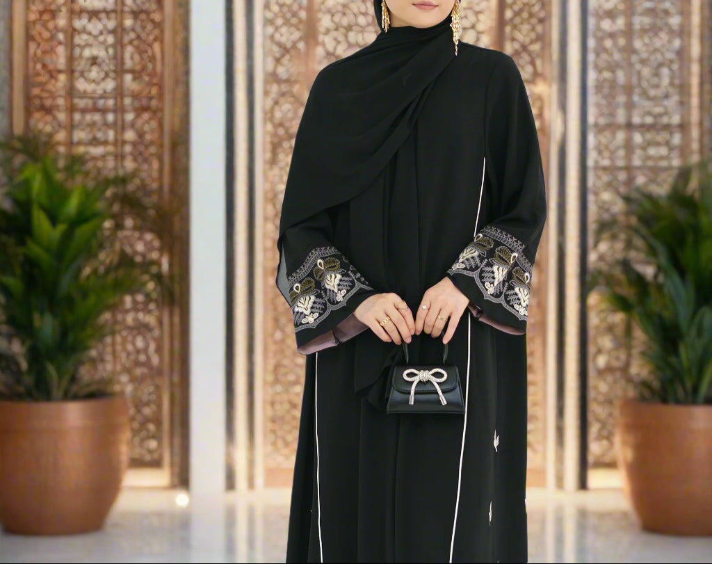 Abaya Malak Al-Tatreez (عباية ملك التطريز) - Noor & Grace