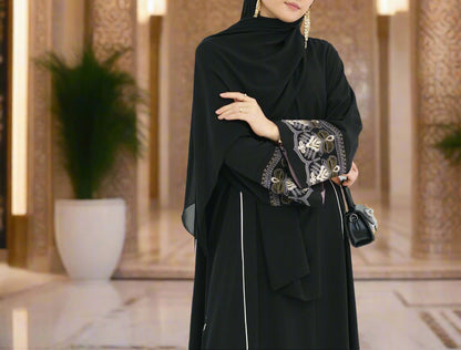 Abaya Malak Al-Tatreez (عباية ملك التطريز) - Noor & Grace