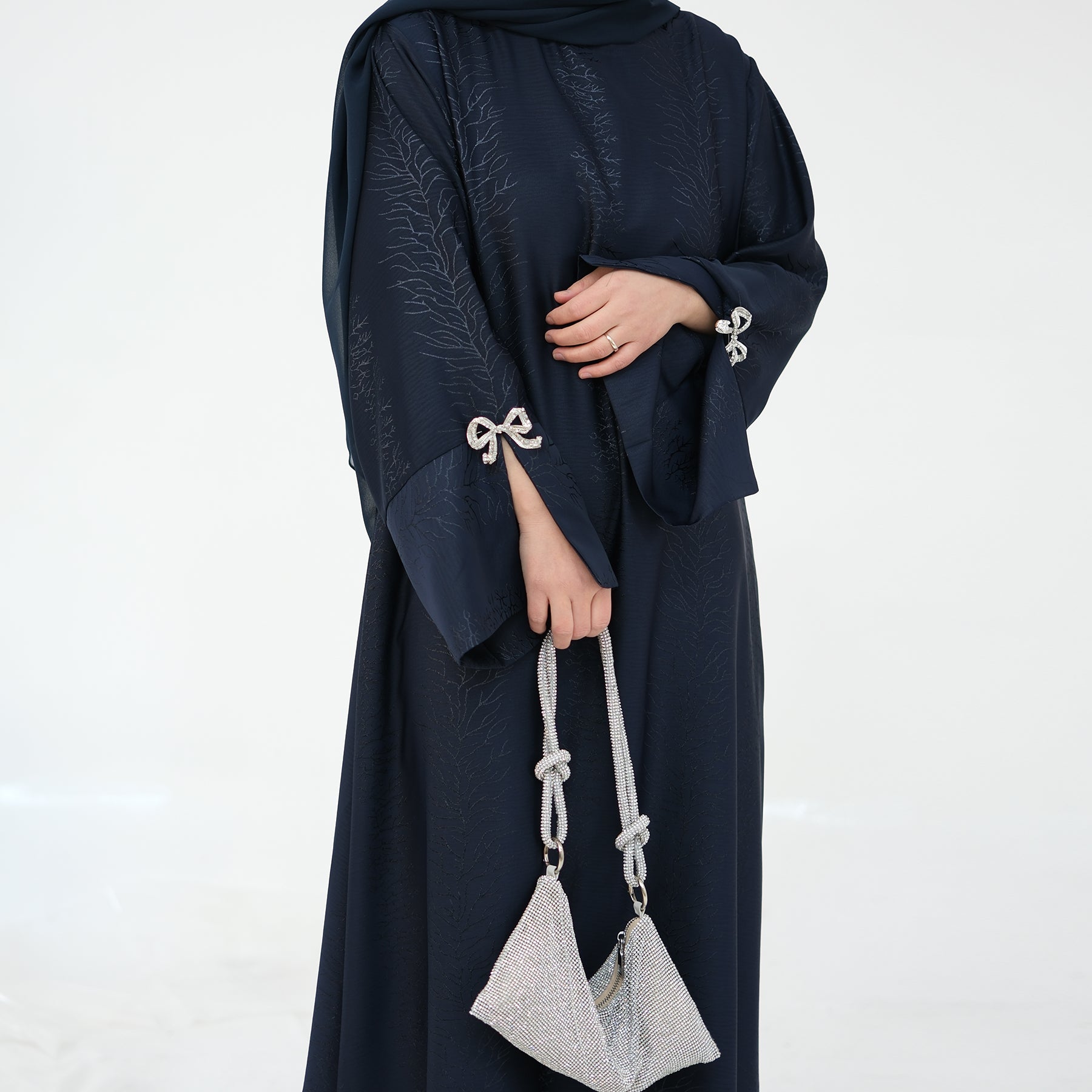 AbayaQous-ul-Fajr_Noor_GraceBlue3