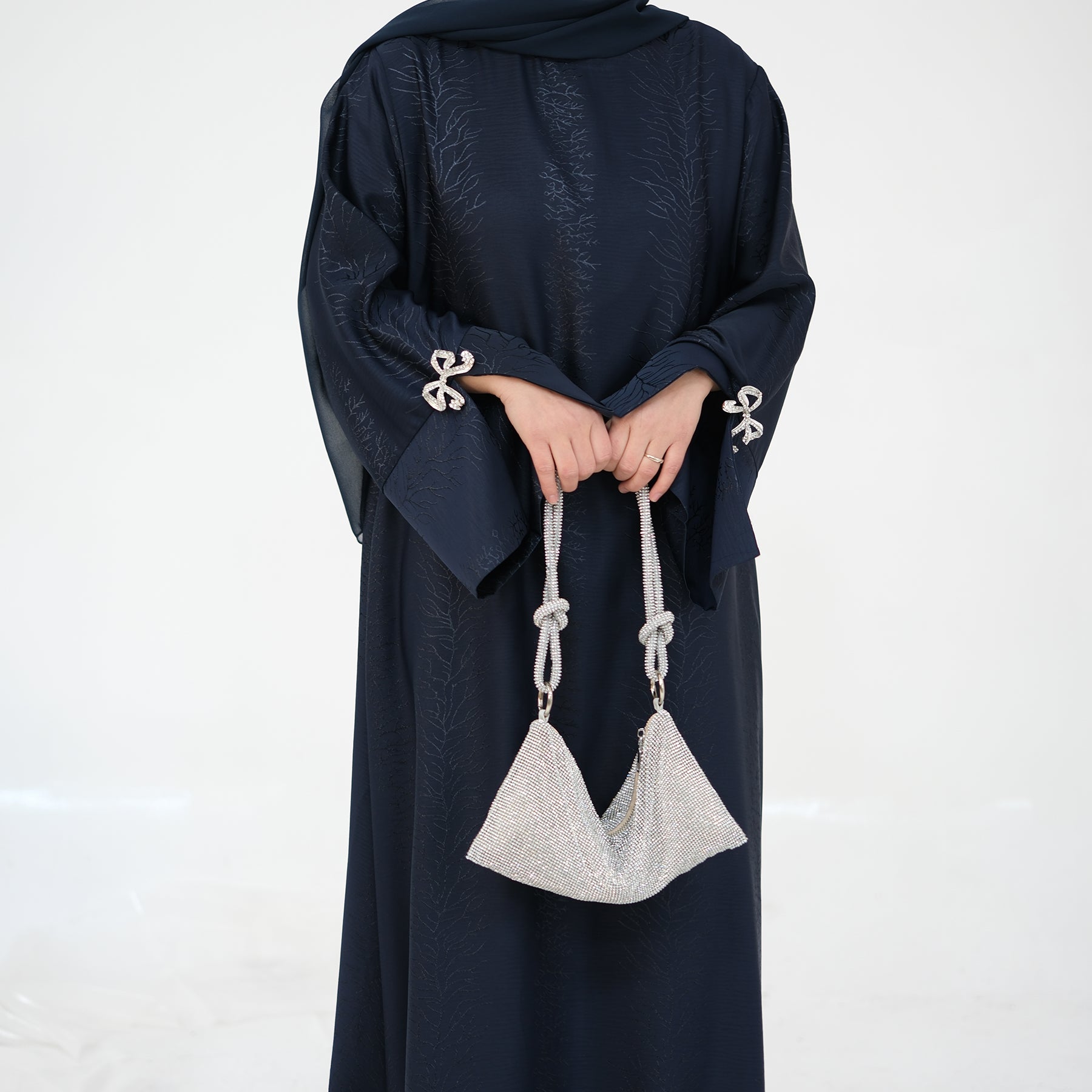 AbayaQous-ul-Fajr_Noor_GraceBlue4