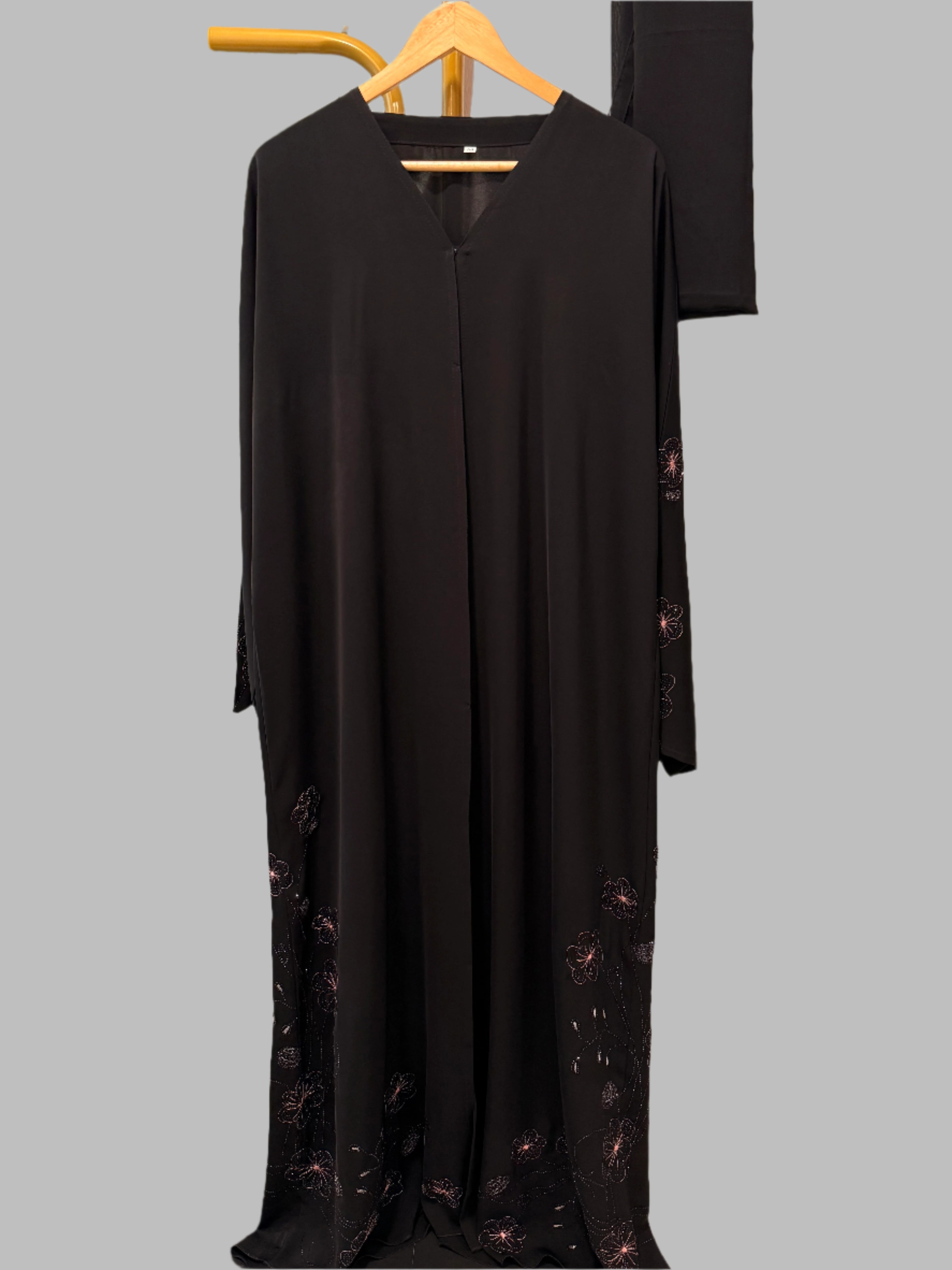 Abayat Nasmat Al-Ward (عباية نسمة الورد) - Noor & Grace