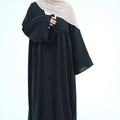 Abaya Oqdah Al-Jamal (عباءة عقدة الجمال)