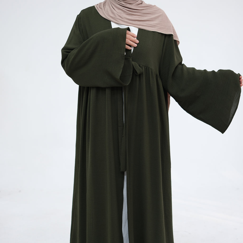 Abaya Oqdah Al-Jamal (عباءة عقدة الجمال) - Noor & Grace