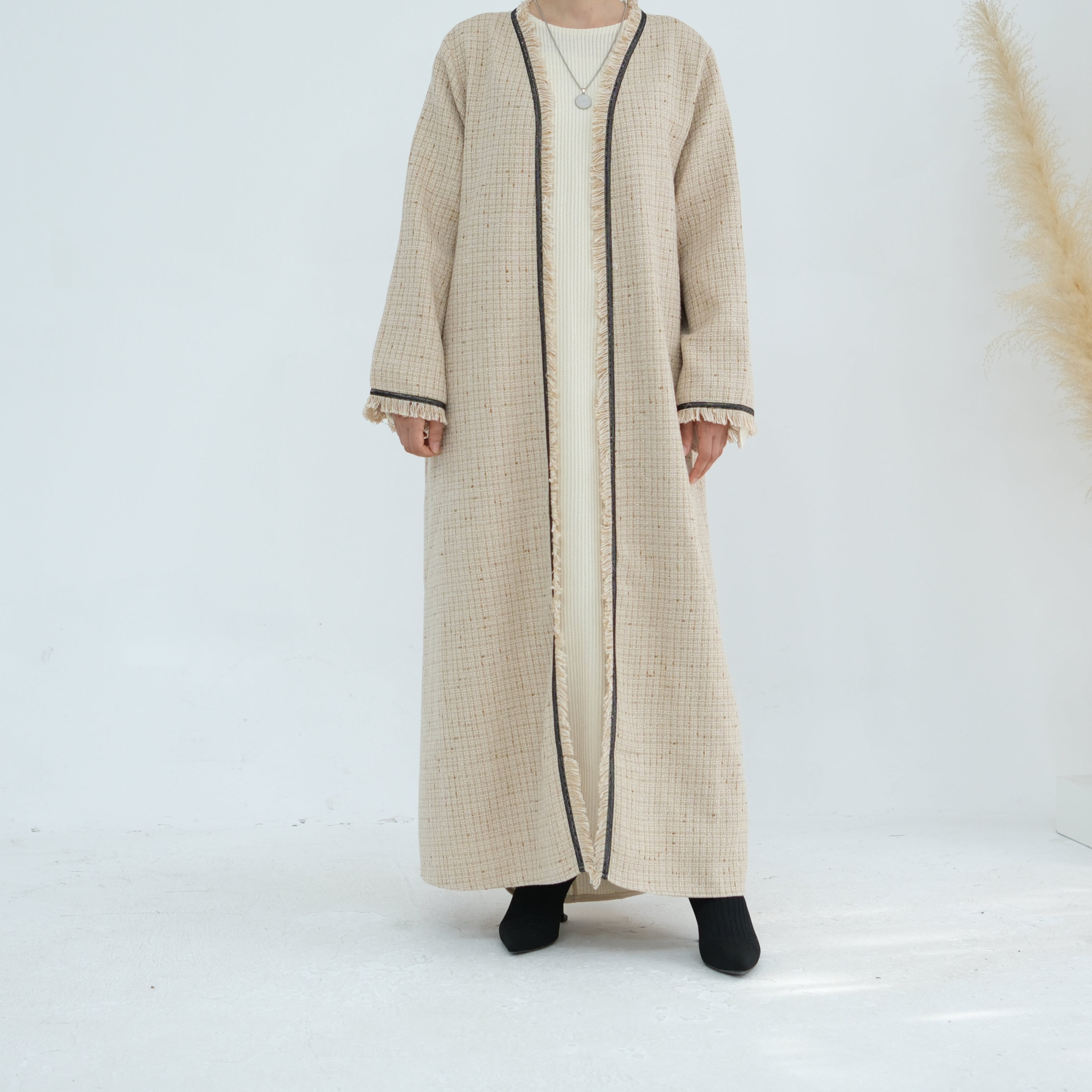 Al Layali Luxe Winter Abaya - Noor & Grace
