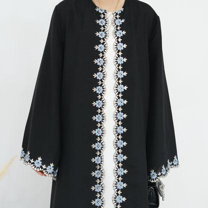 Al Layl Midnight Embroidered Black Abaya (عباية الليل المطرزة باللون الأسود) - Noor & Grace