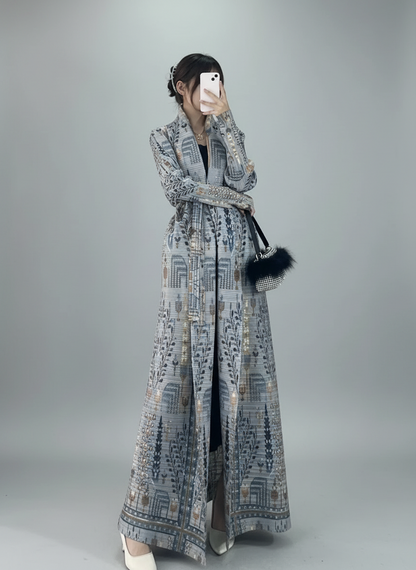 Al Noor Pleated Abaya Gray – 2025 Dubai Edition (عباءة النور بليت بأكمام باتوينغ – إصدار دبي 2025) - Noor & Grace