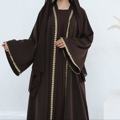 Al Zahra Gold Appliqué Nida Kimono Abaya (عباءة الزهراء بالذهبي المزخرف من نيدا) - Noor & Grace
