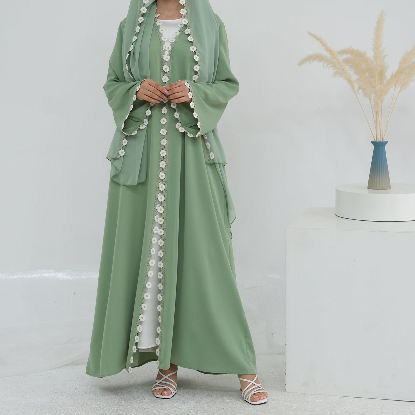 AlZahraLuxuryEmbroideredAbaya_Green2