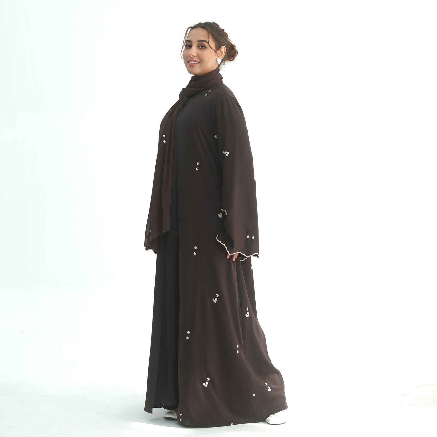 Amara Nida Embroidered Abaya