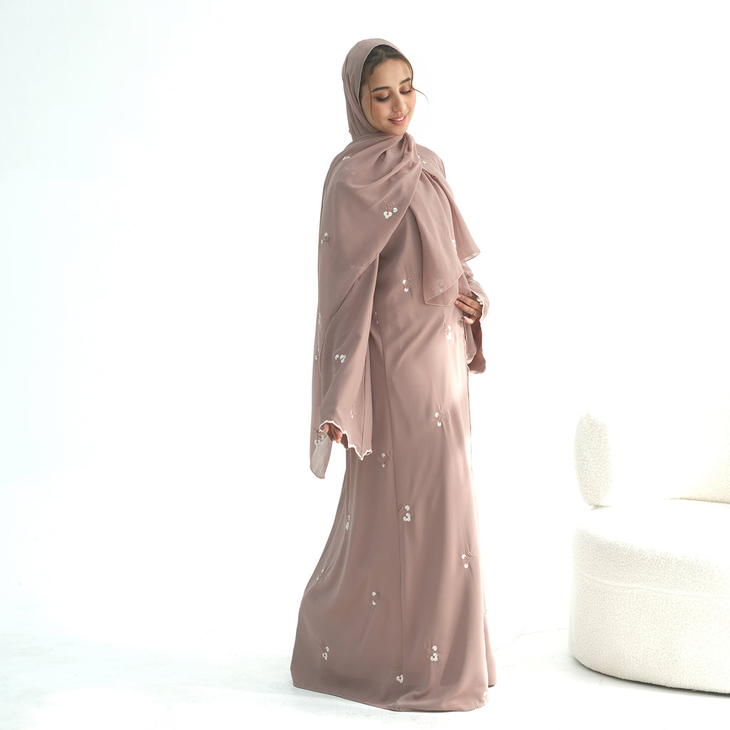 Amara Nida Embroidered Abaya