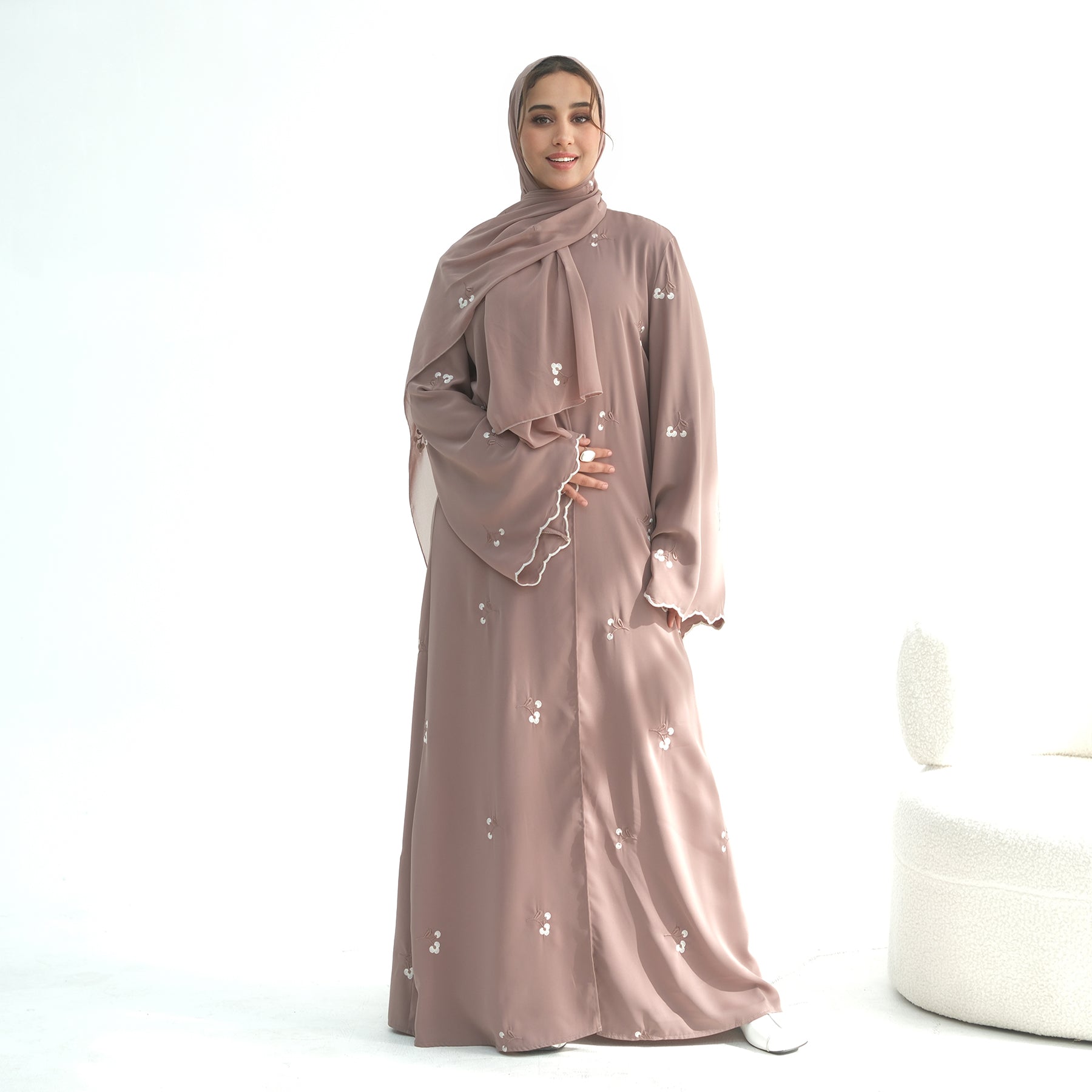 Amara Nida Embroidered Abaya