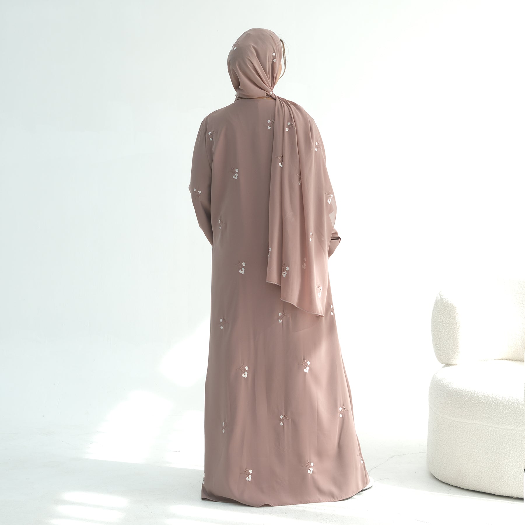 Amara Nida Embroidered Abaya