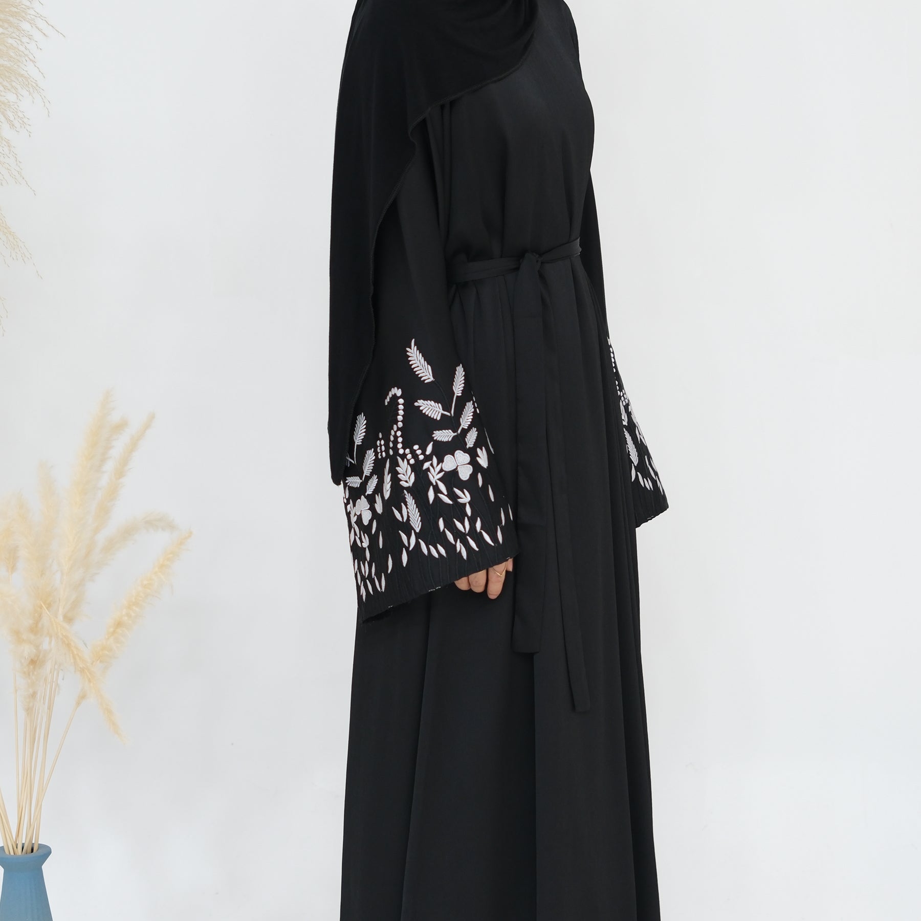 Abaya Layali Al-Satin (عباية ليالي الساتان) - Noor & Grace