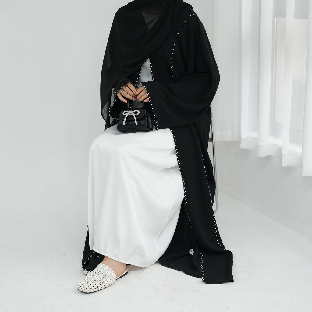 Hadiya Al-Haya Abaya (عباءة هدية الحياة) - Noor & Grace