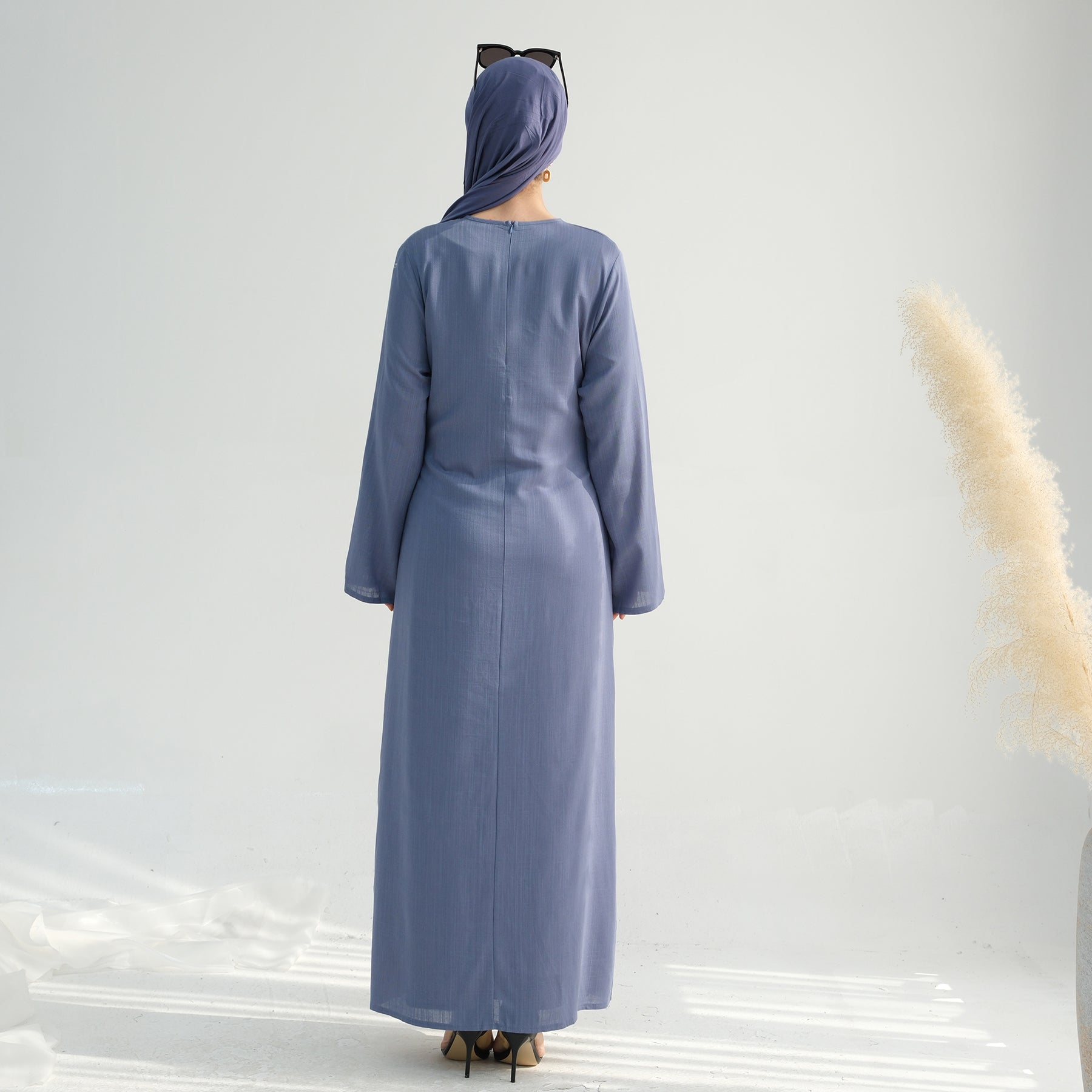 Zahra Elegance Abaya (عباية زهراء الأنيقة) - Noor & Grace