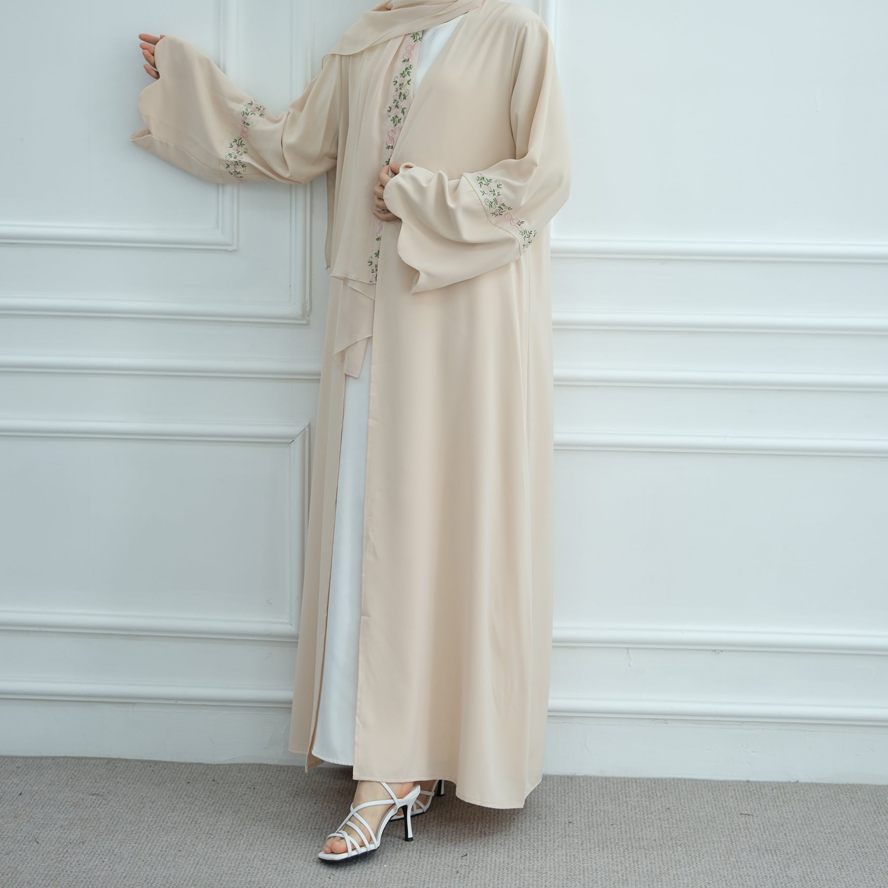 LayaliFloralNidaAbaya_Noor_GraceBeige7