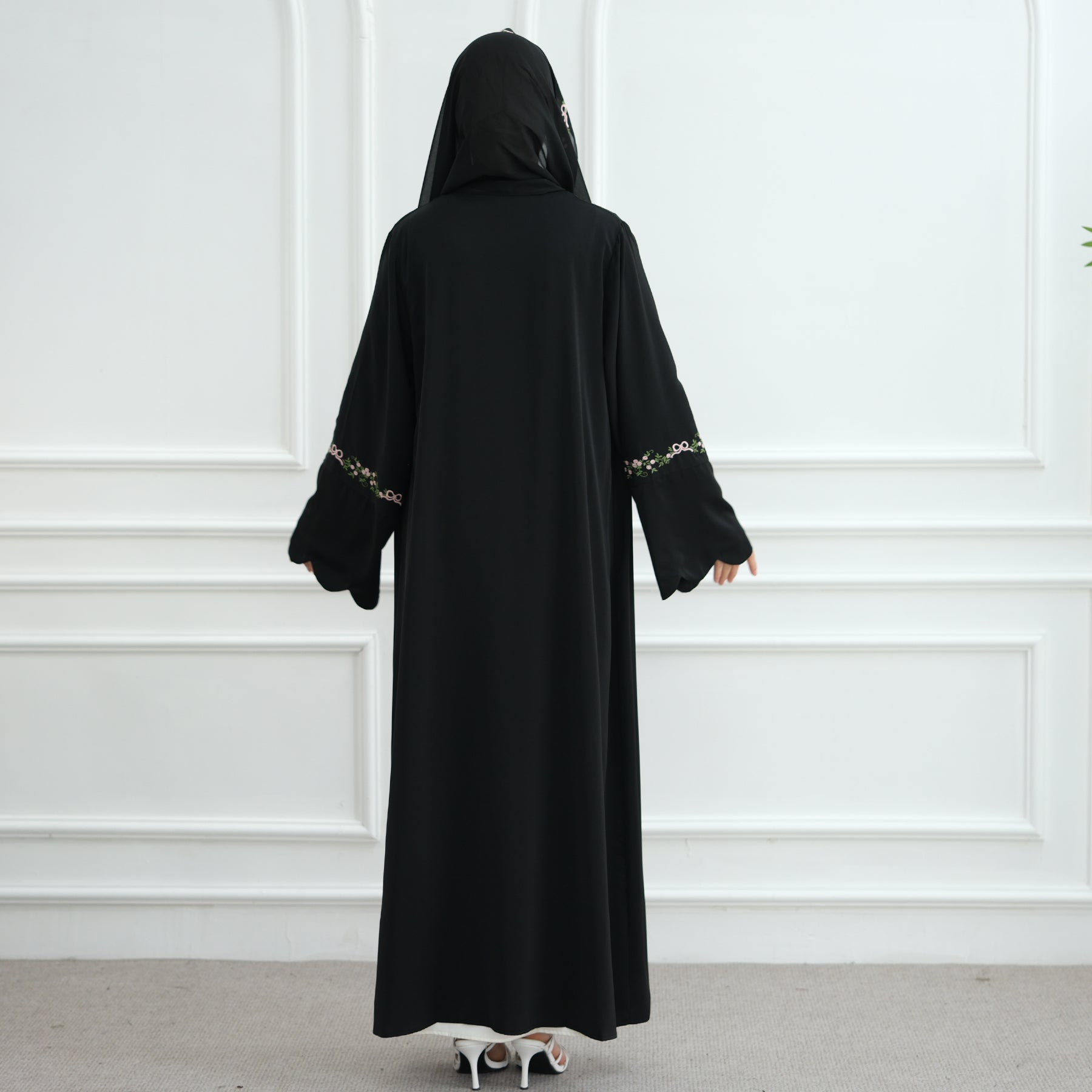 LayaliFloralNidaAbaya_Noor_GraceBlack5