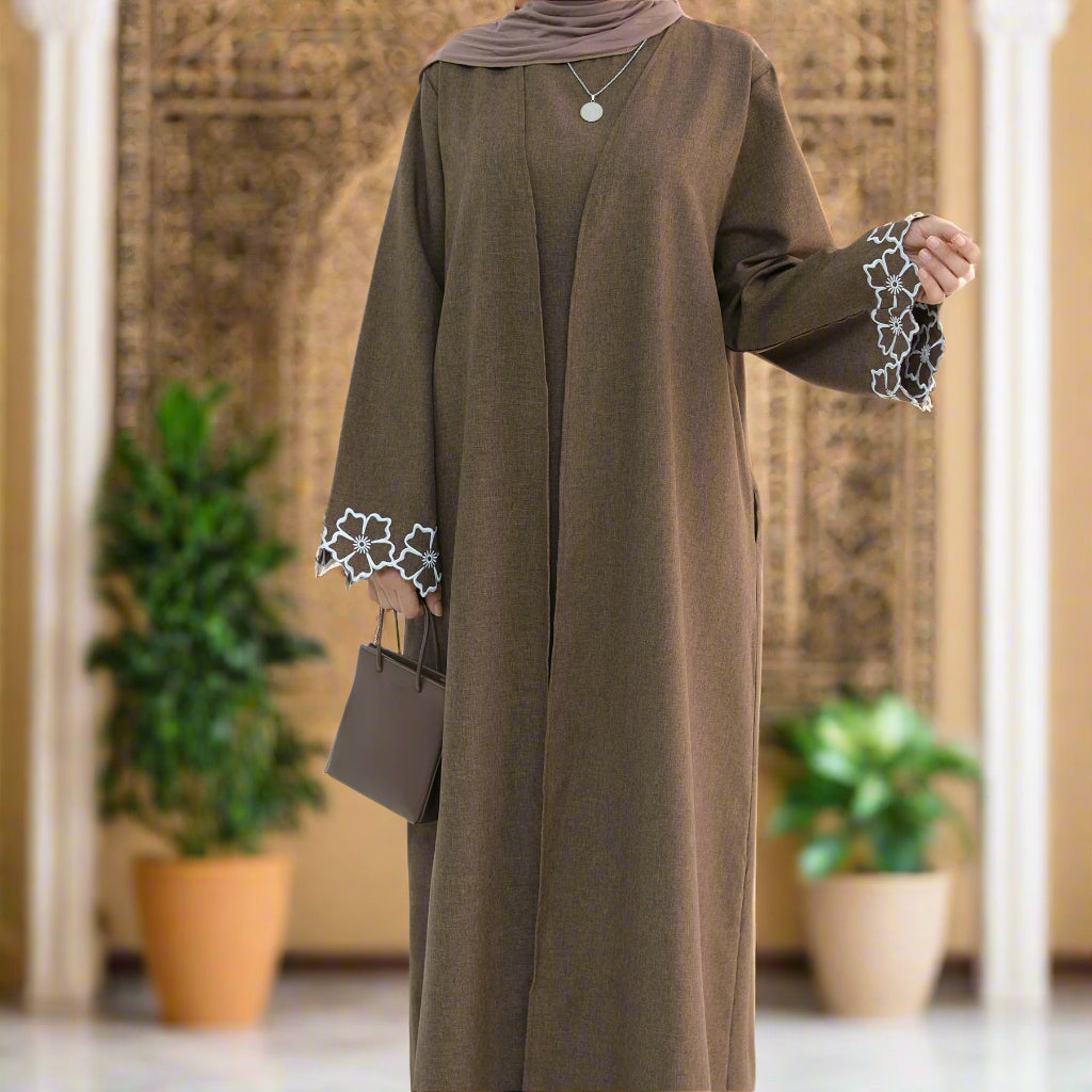 files/Laylat-Al-Qamar-Abaya-Noor-Grace-34712389550338.jpg