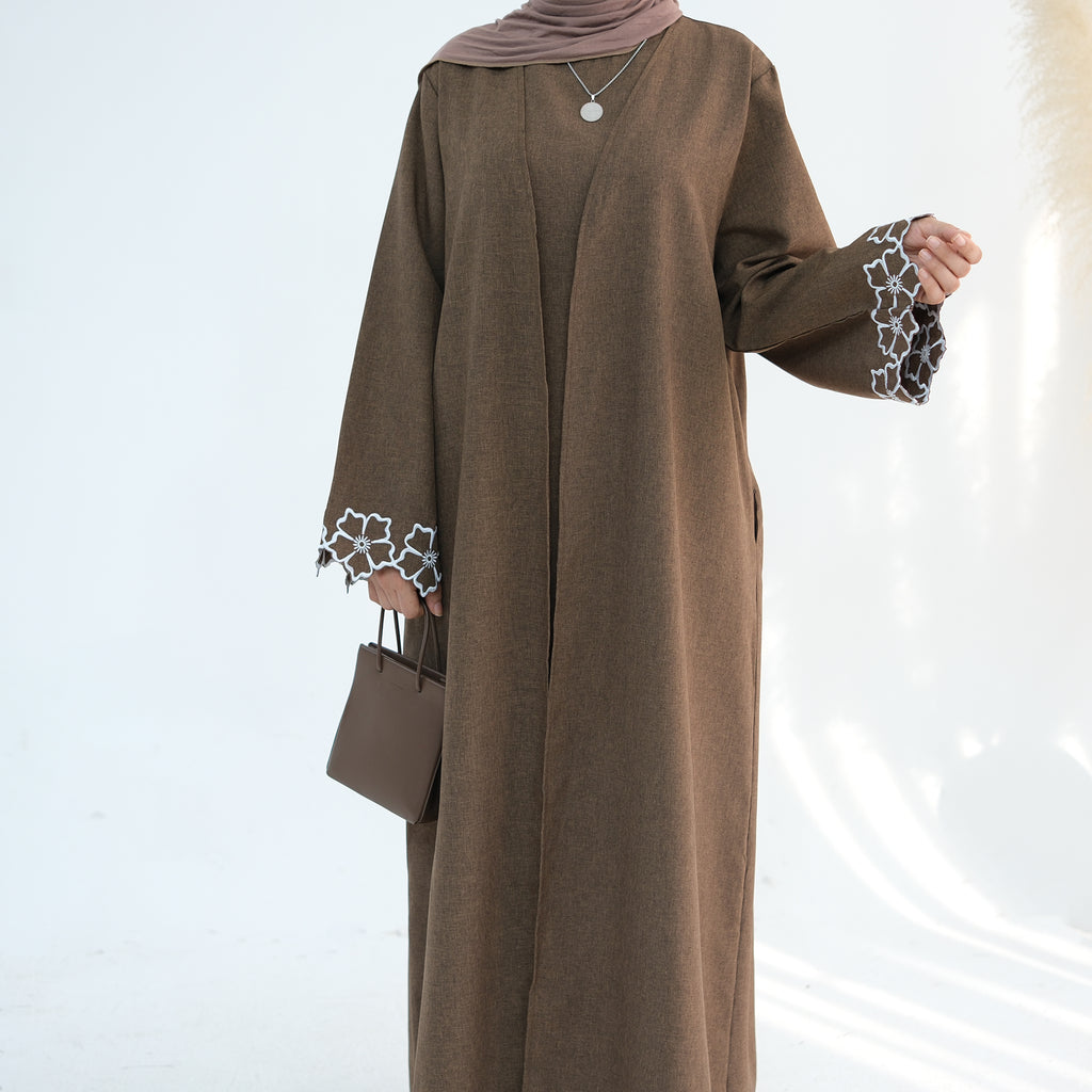 Laylat Al-Qamar Abaya (عباءة ليلة القمر) - Noor & Grace