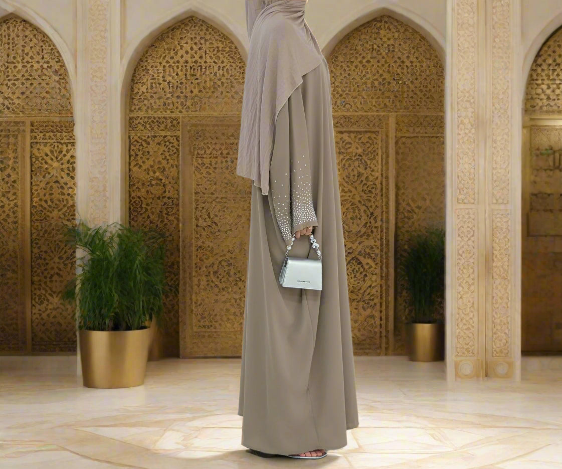 Luluat Al-Nida Abaya (عباءة لؤلؤة الندى) - Noor & Grace