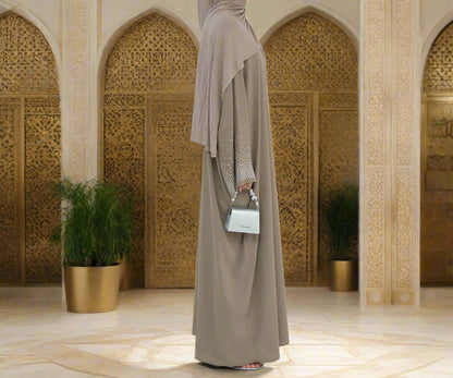 Luluat Al-Nida Abaya (عباءة لؤلؤة الندى) - Noor & Grace
