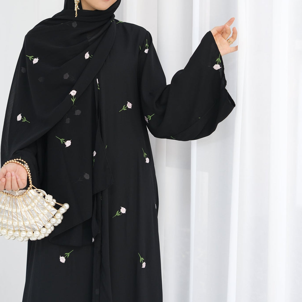 New Dubai Abaya 2025 (عباءة دبي الجديدة ٢٠٢٥) - Noor & Grace