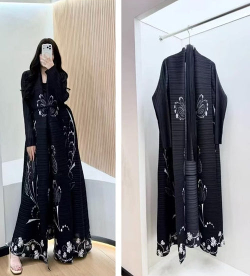 Noir Pleated Printed Open Abaya