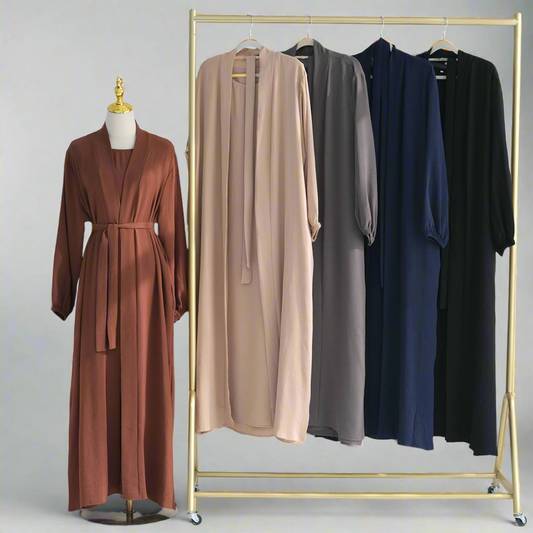 Noor Al Abaya (نور للعباية) - Noor & Grace
