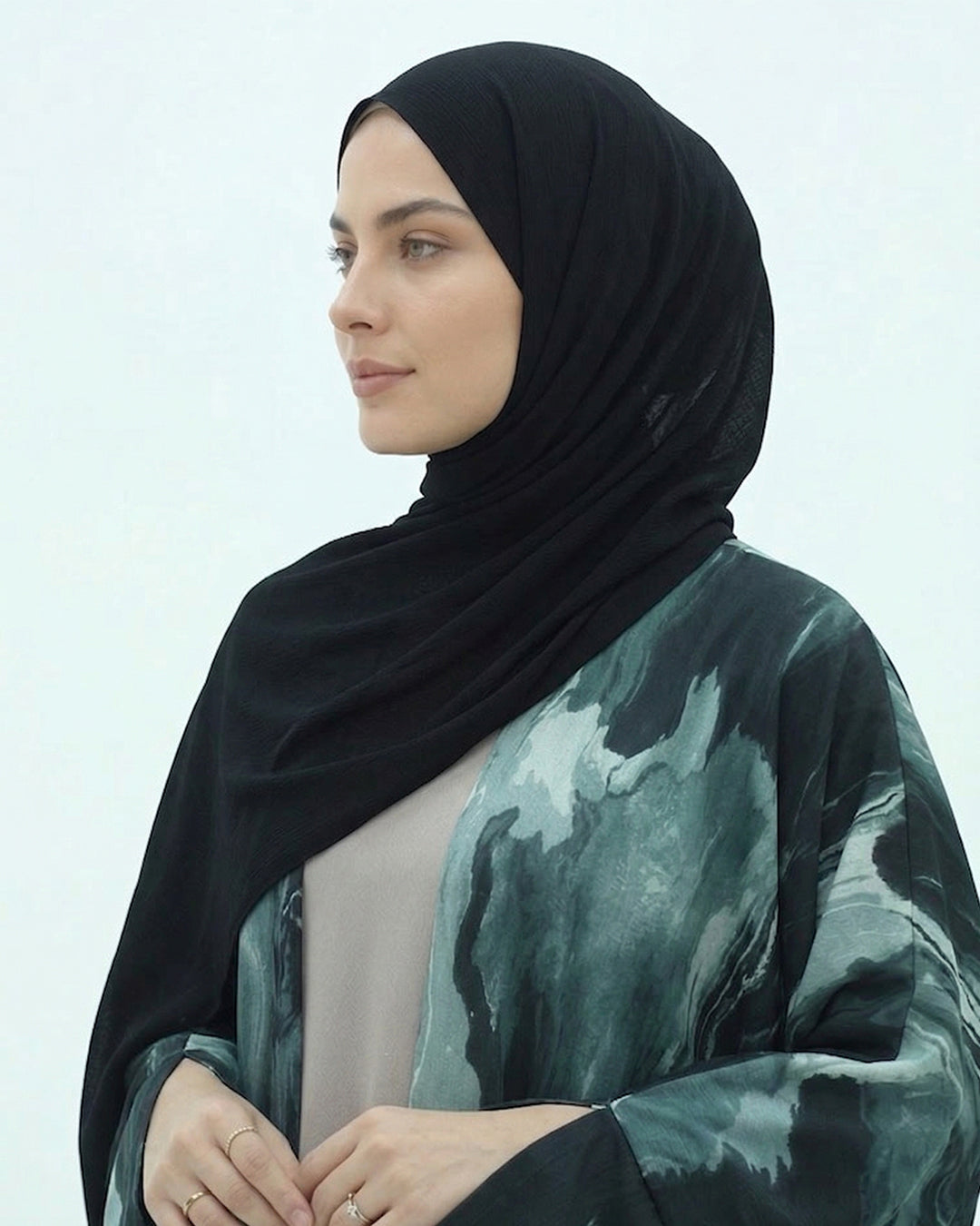 Noor Al-Layl Abaya - Noor & Grace