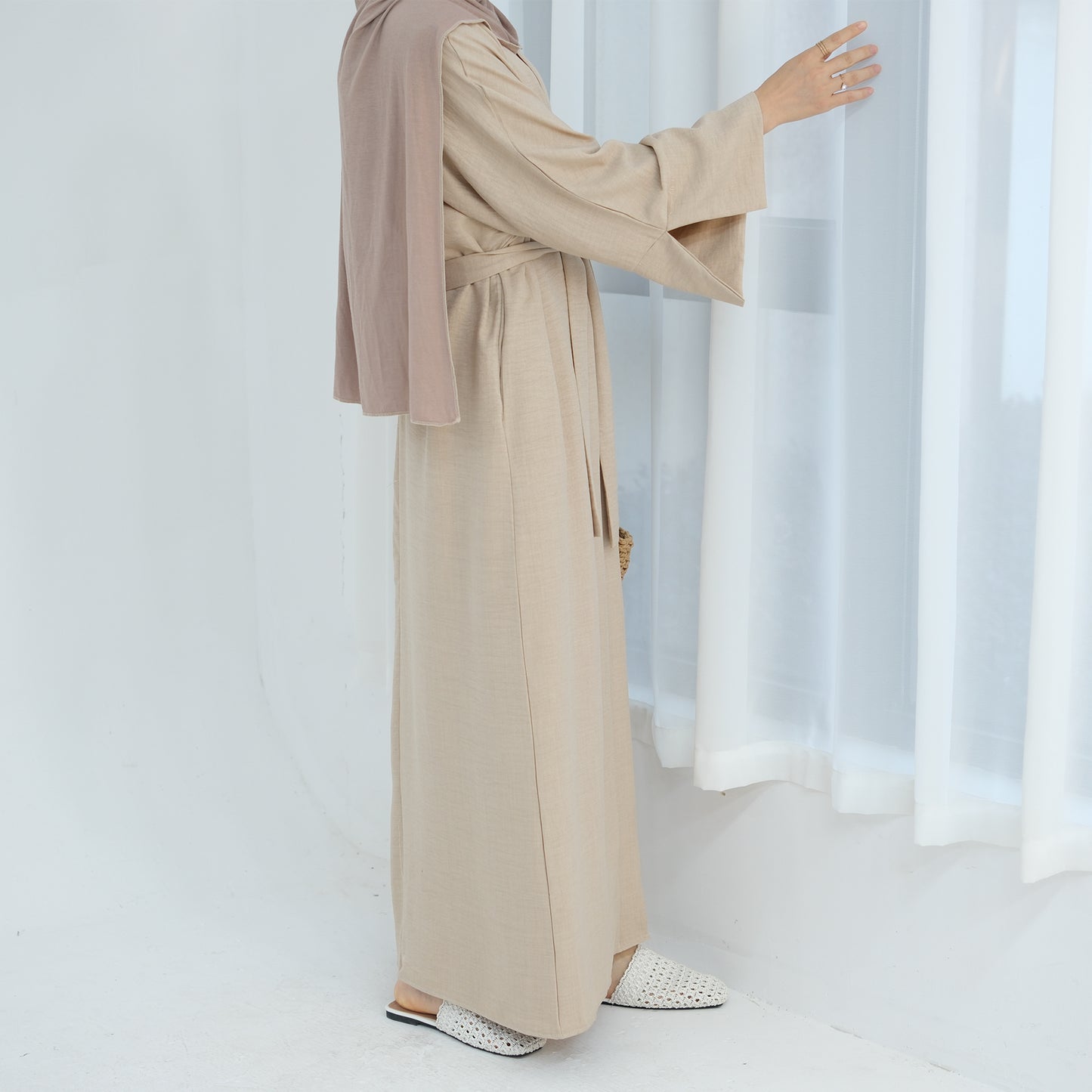 Noor Al-Basata Abaya (عباءة نور البساطة) - Noor & Grace