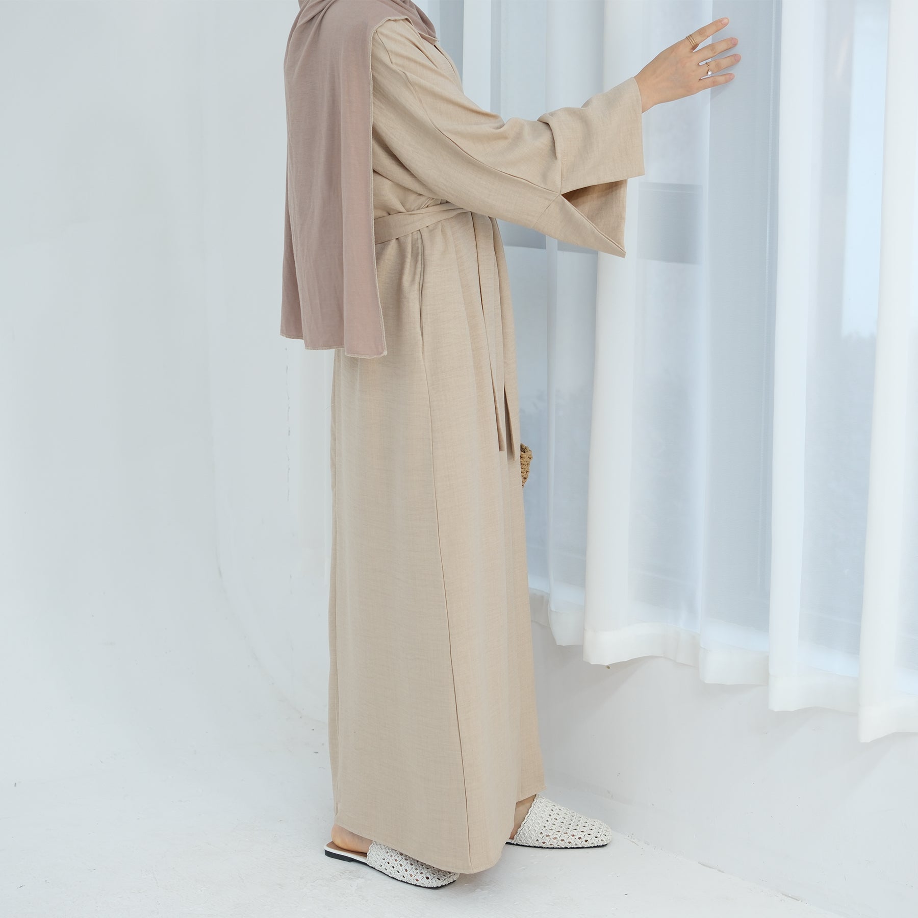 Noor Al-Basata Abaya (عباءة نور البساطة) - Noor & Grace