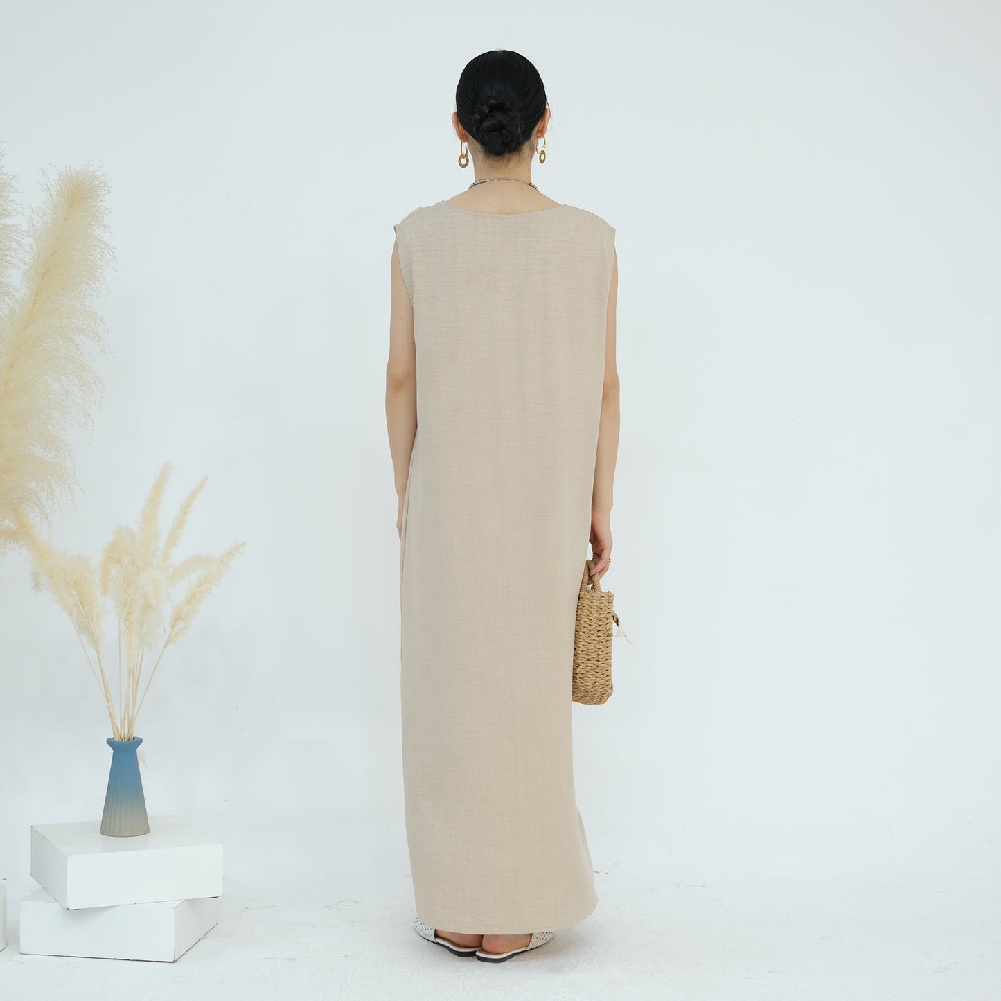 Noor Al-Basata Abaya (عباءة نور البساطة) - Noor & Grace